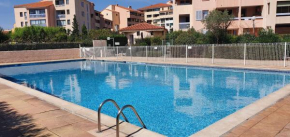 Flat with SWIMMING POOL 5min from the BEACH